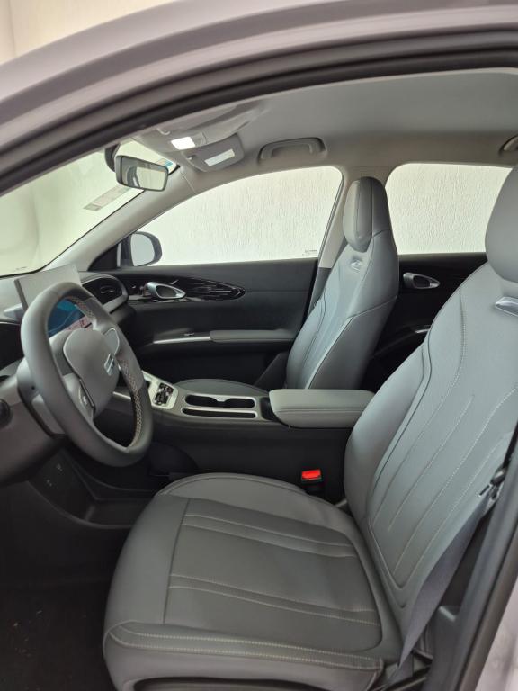 GEELY EX2 - Foto