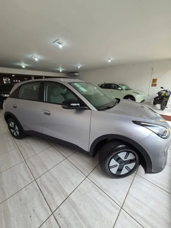 GEELY EX2 - Foto