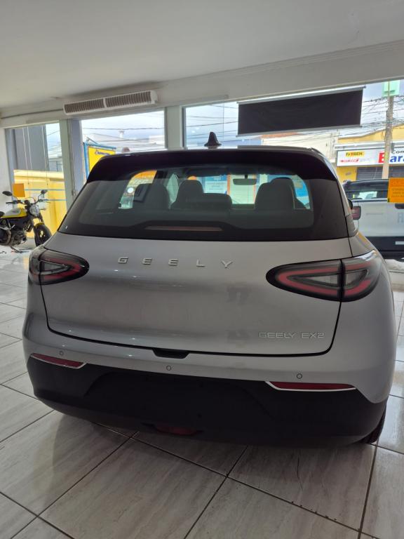 GEELY EX2 - Foto