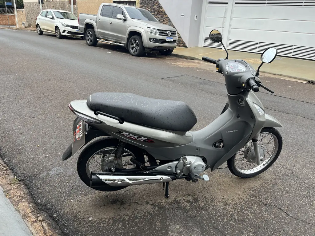 HONDA Biz 125 - Foto