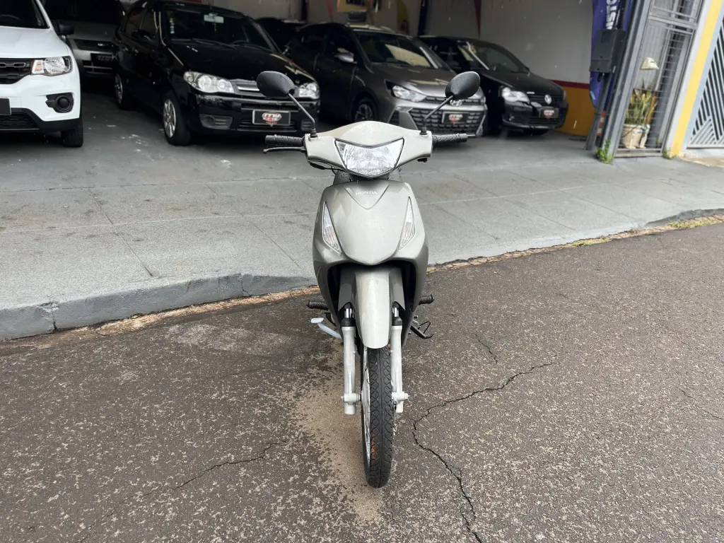 HONDA Biz 125 - Foto