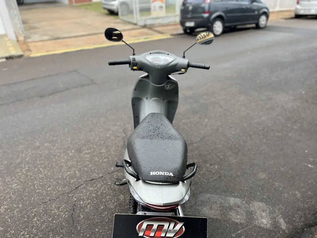 HONDA Biz 125 - Foto