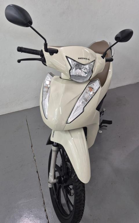 HONDA Biz 125 - Foto