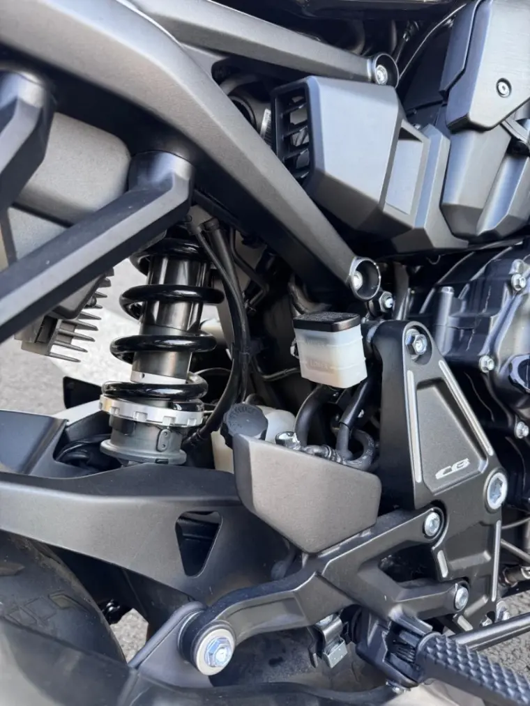 HONDA CB 1000 R - Foto