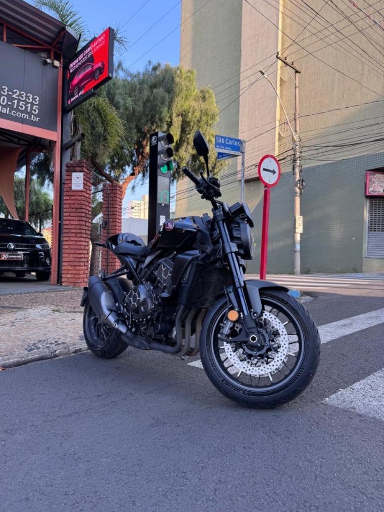 HONDA CB 1000 R - Foto