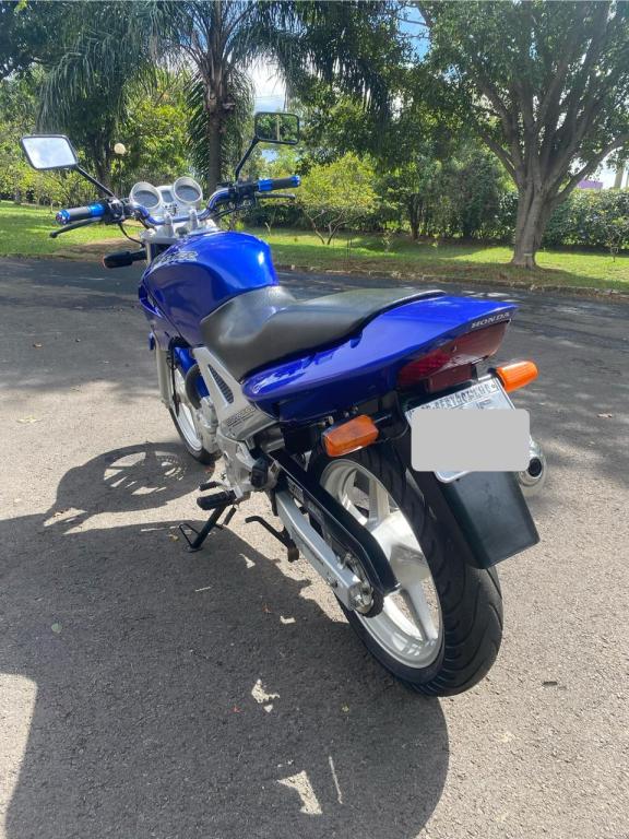 HONDA CB 250 F Twister - Foto