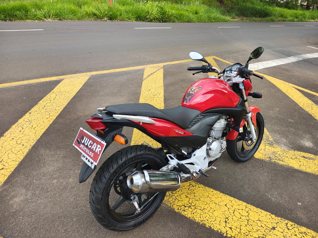 HONDA CB 300 R - Foto