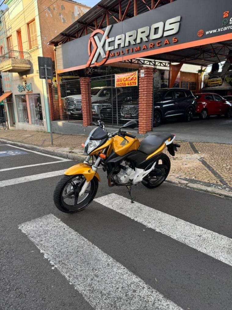 HONDA CB 300 R