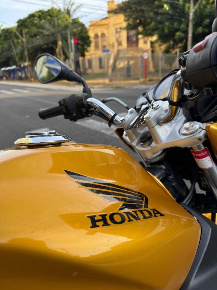 HONDA CB 300 R - Foto
