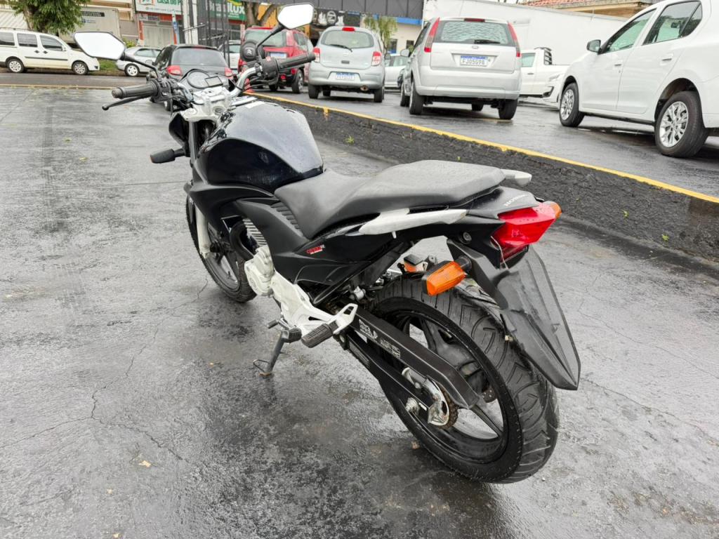 HONDA CB 300 R - Foto