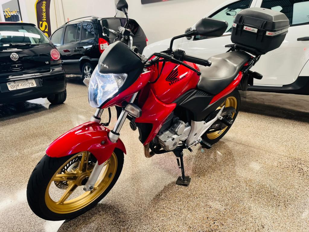 HONDA CB 300 R - Foto