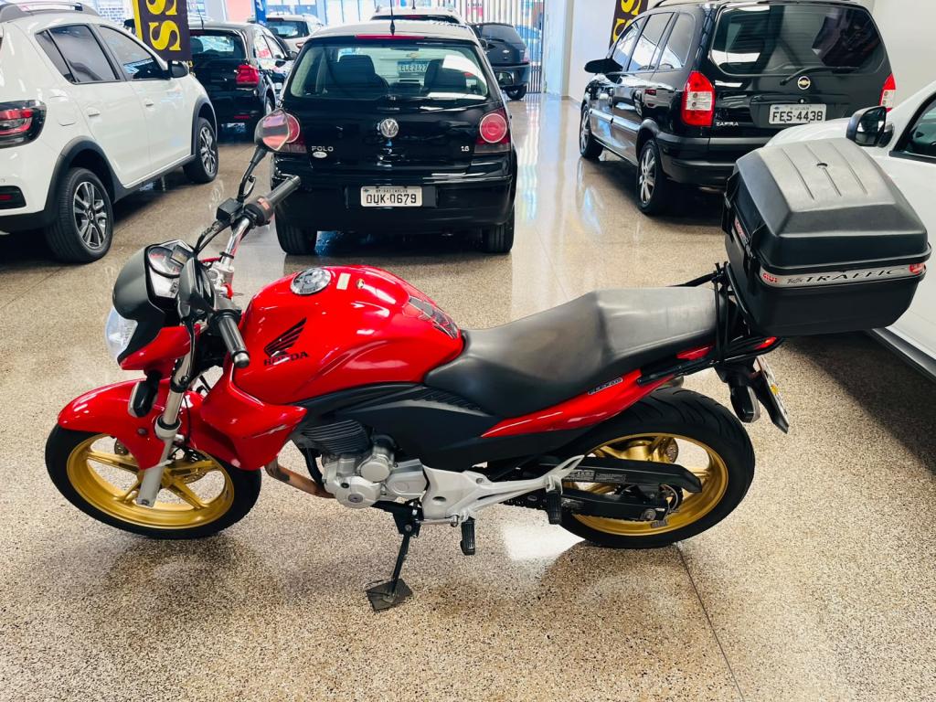 HONDA CB 300 R - Foto