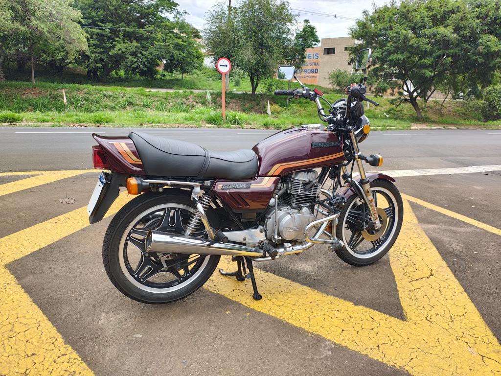 HONDA CB 400 - Foto
