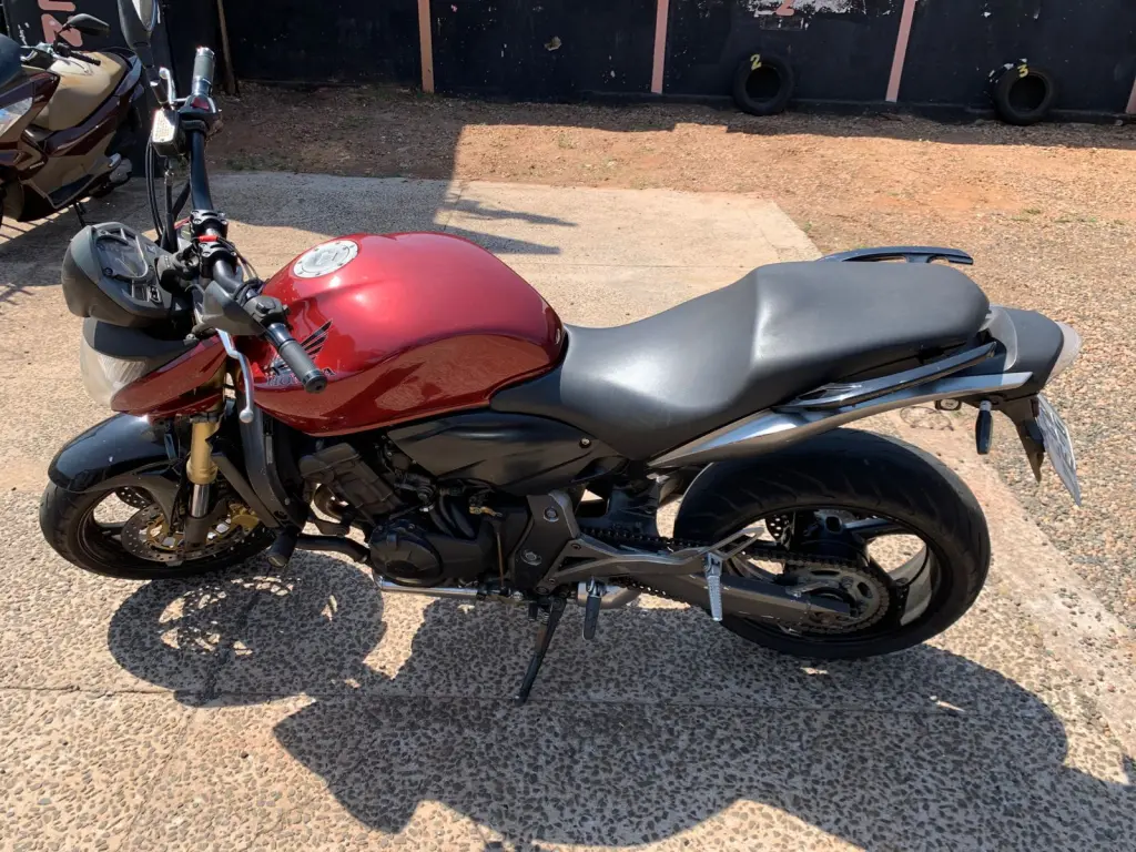 HONDA CB 600 F HORNET - Foto