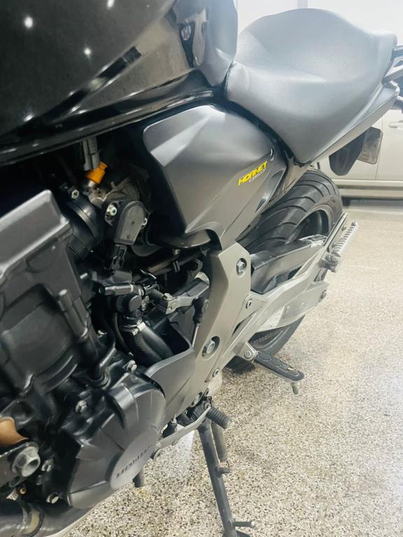 HONDA CB 600 F HORNET - Foto