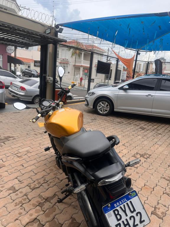 HONDA CB 600 F HORNET - Foto