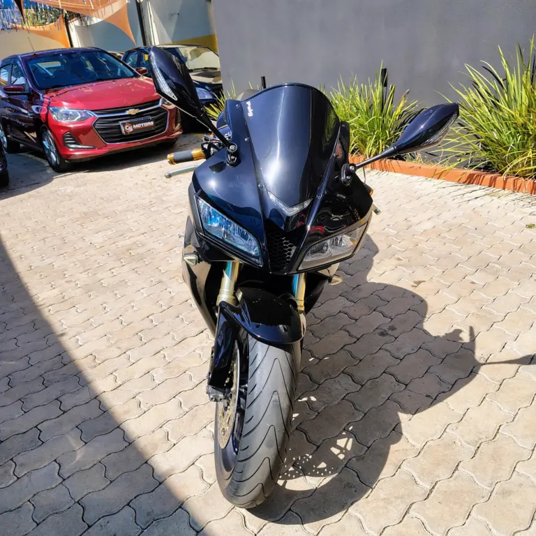 HONDA CBR 600 RR - Foto