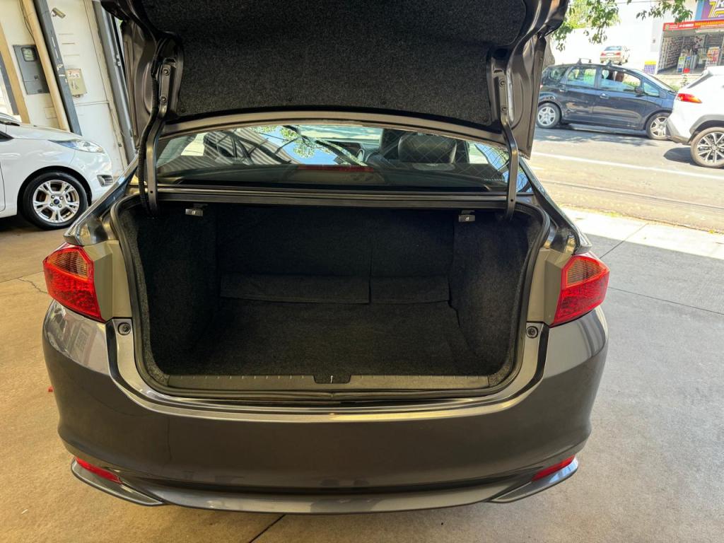 HONDA City Sedan - Foto