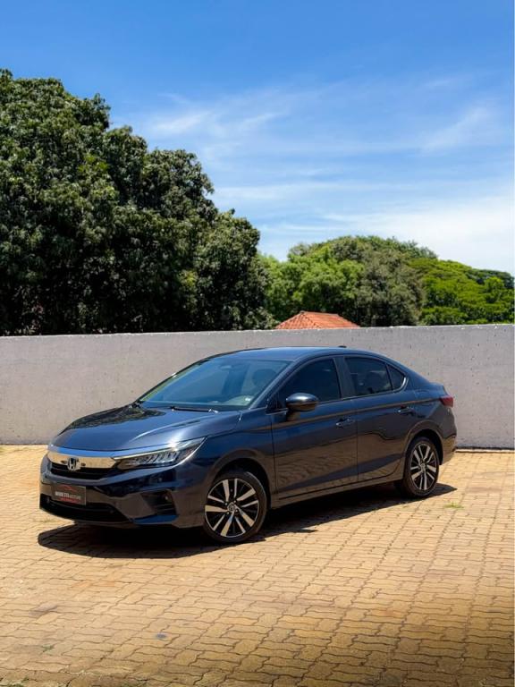 HONDA City Sedan - Foto