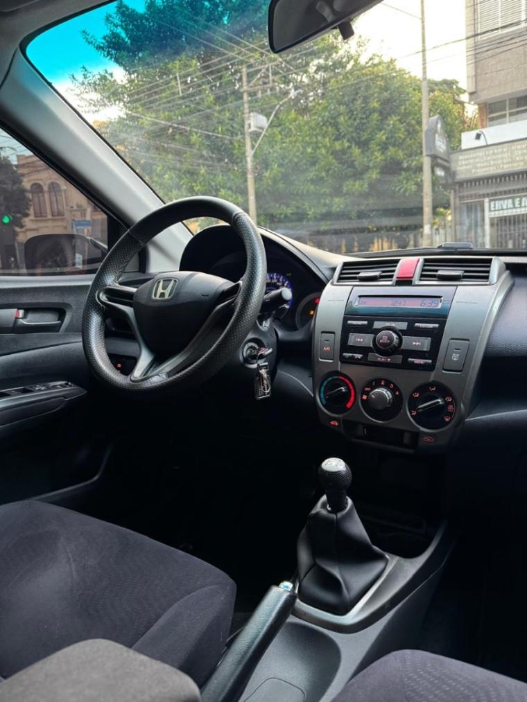 HONDA City Sedan - Foto