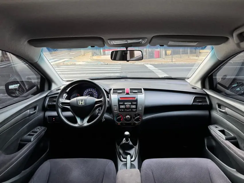 HONDA City Sedan - Foto
