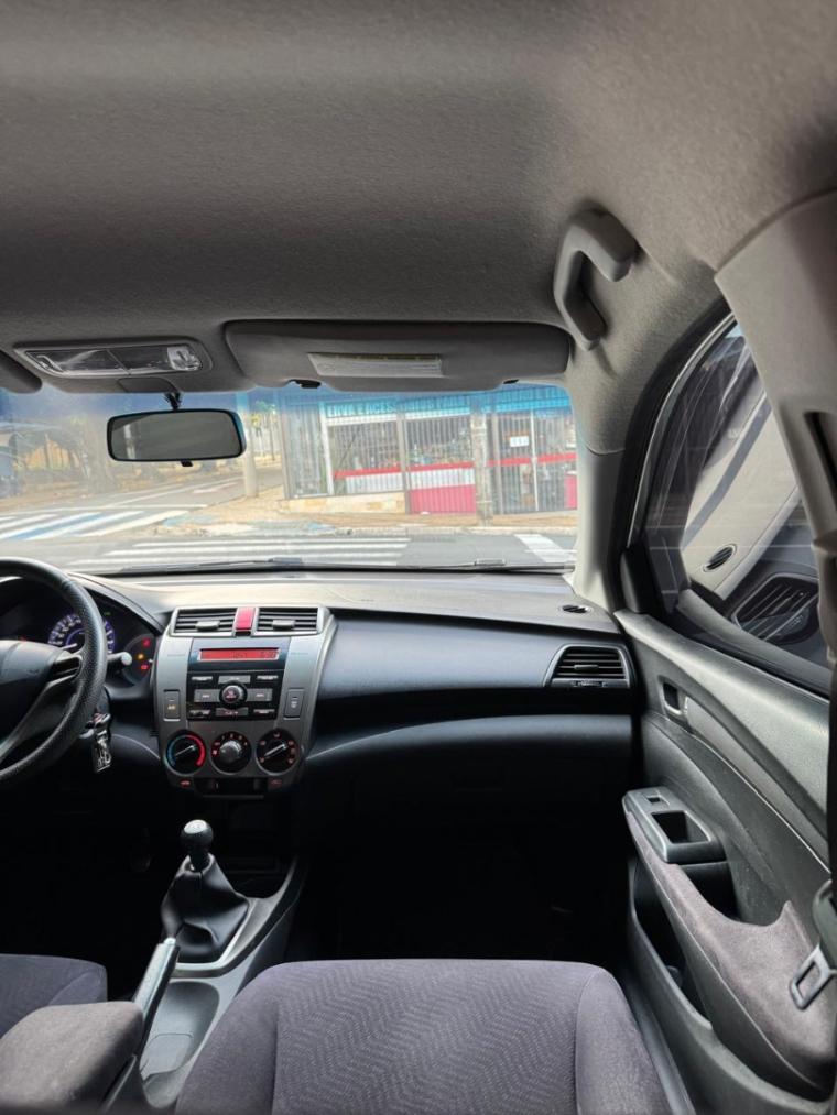 HONDA City Sedan - Foto