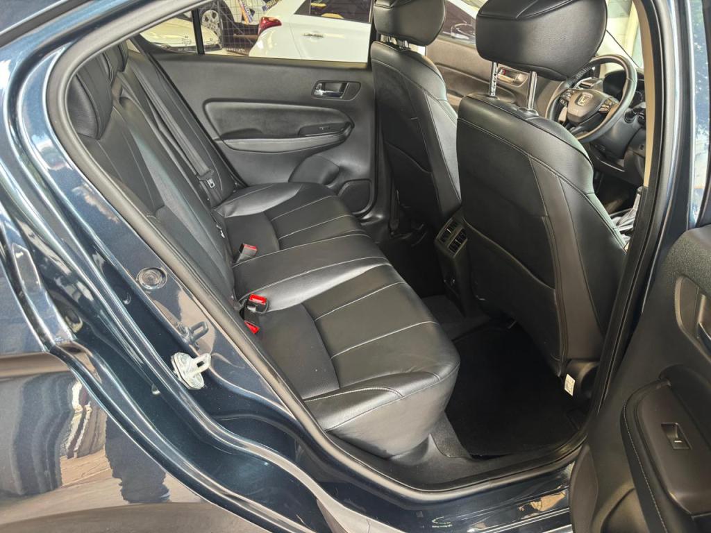 HONDA City Sedan - Foto