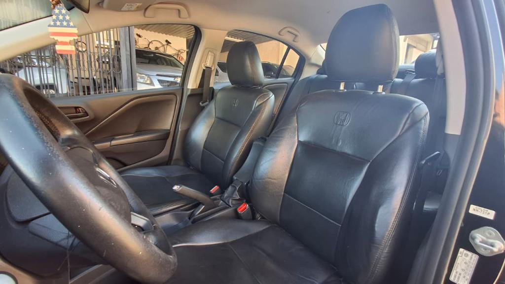 HONDA City Sedan - Foto