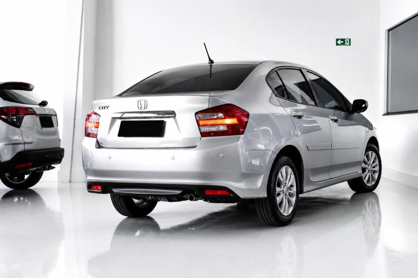 HONDA City Sedan - Foto