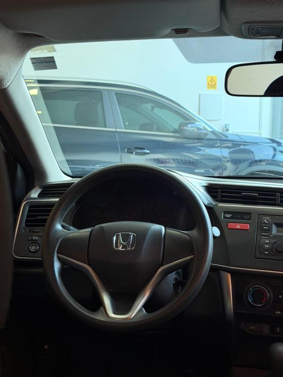 HONDA City Sedan - Foto