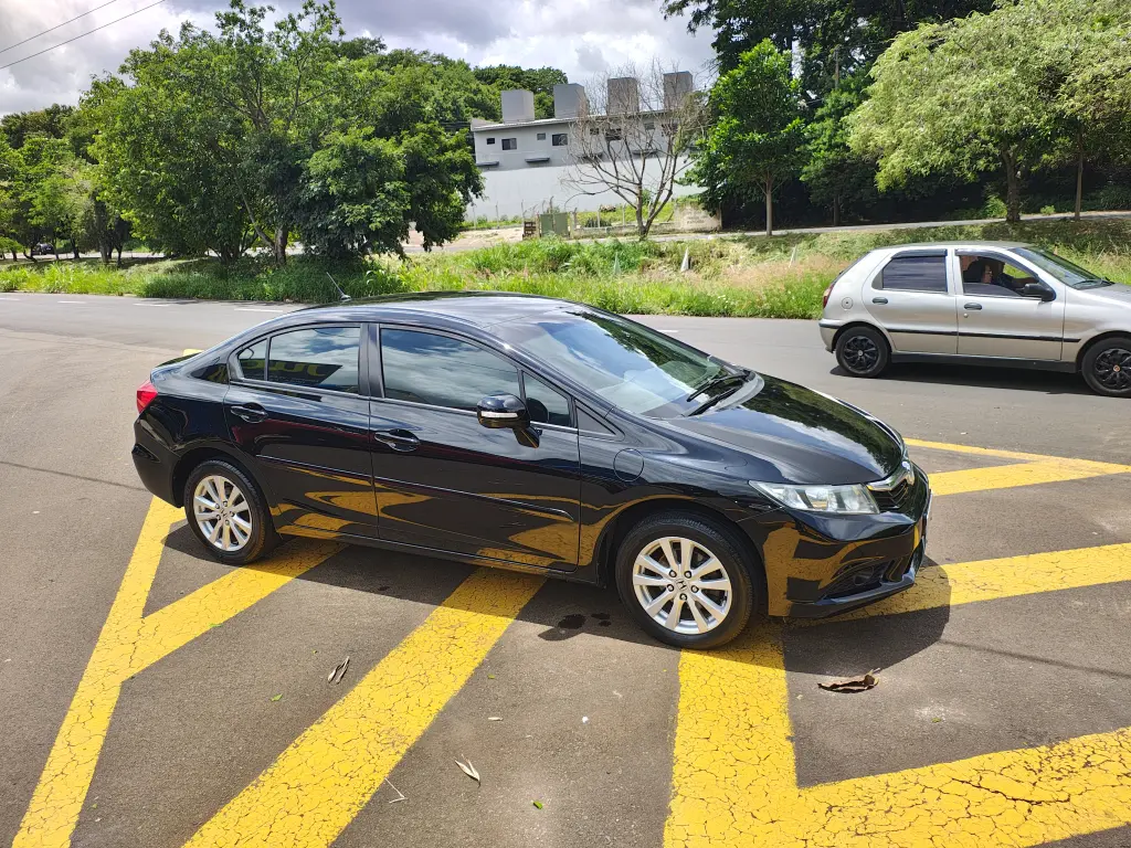 HONDA Civic - Foto