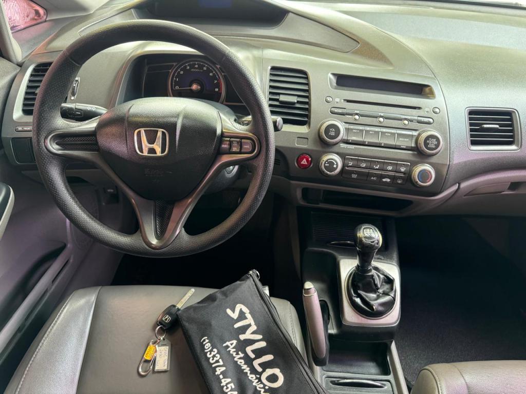 HONDA Civic - Foto