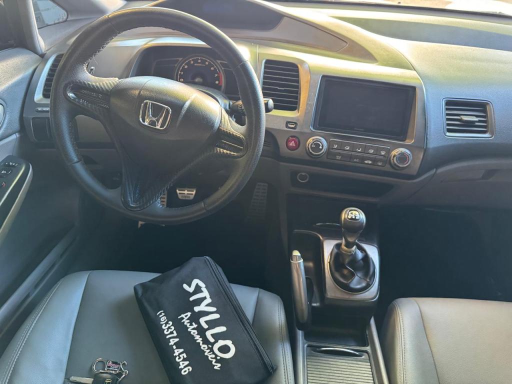 HONDA Civic - Foto