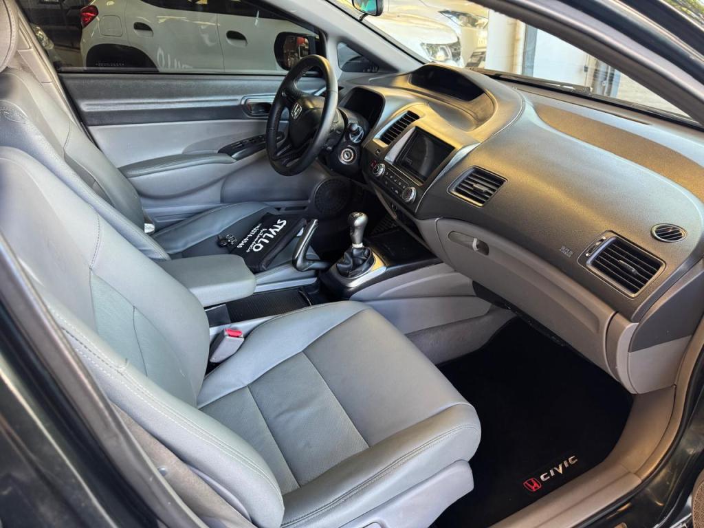 HONDA Civic - Foto