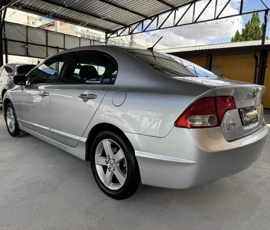 HONDA Civic - Foto