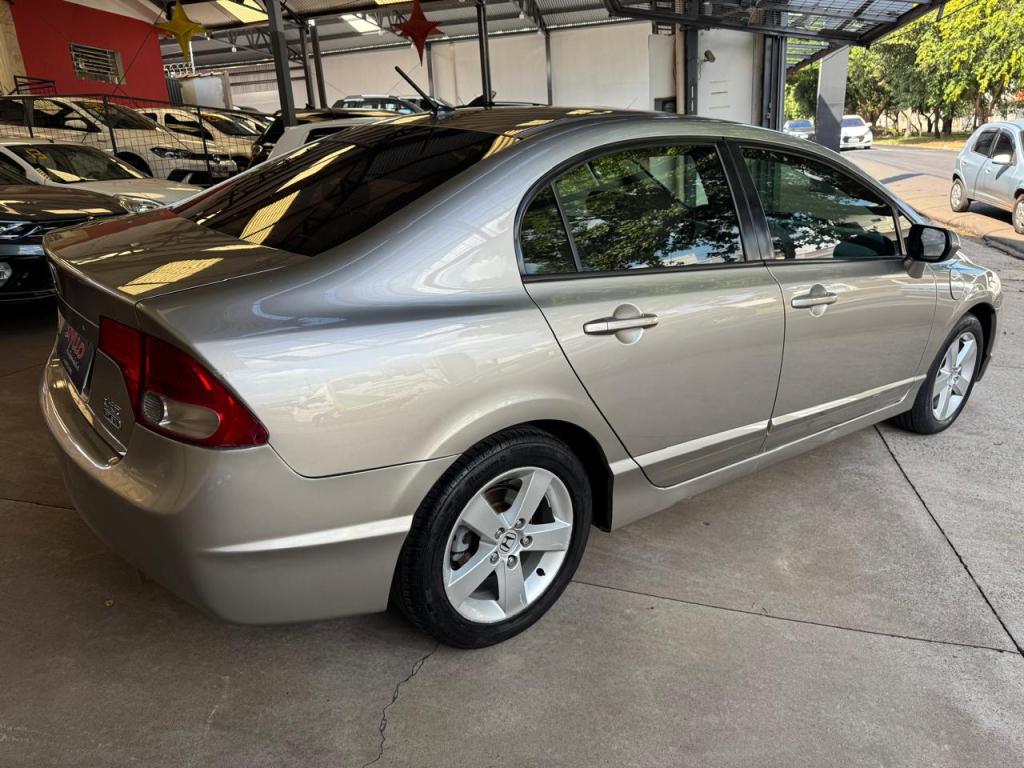 HONDA Civic - Foto