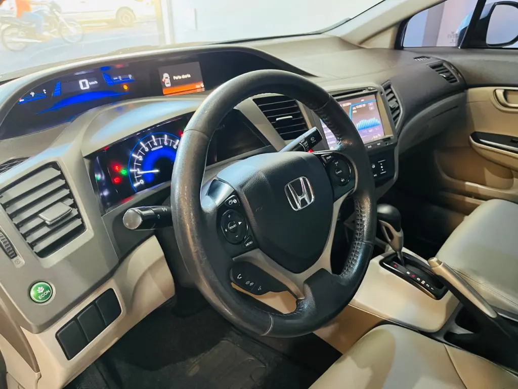 HONDA Civic - Foto