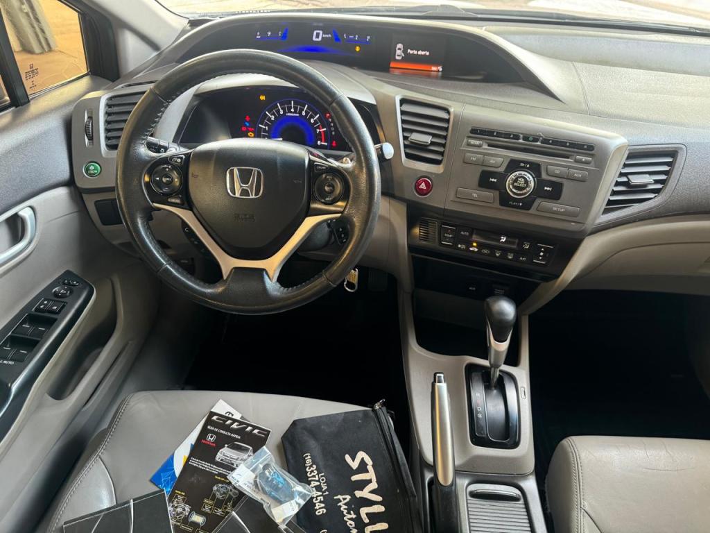 HONDA Civic - Foto