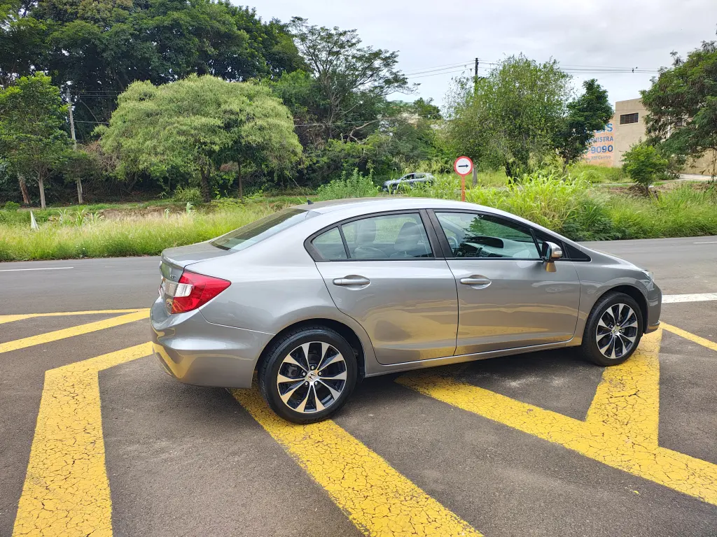 HONDA Civic - Foto