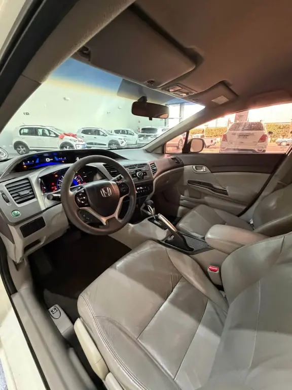 HONDA Civic - Foto