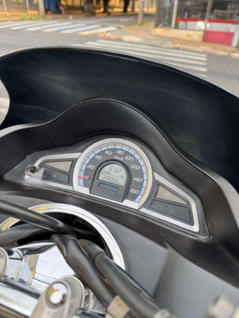 HONDA PCX 150 - Foto