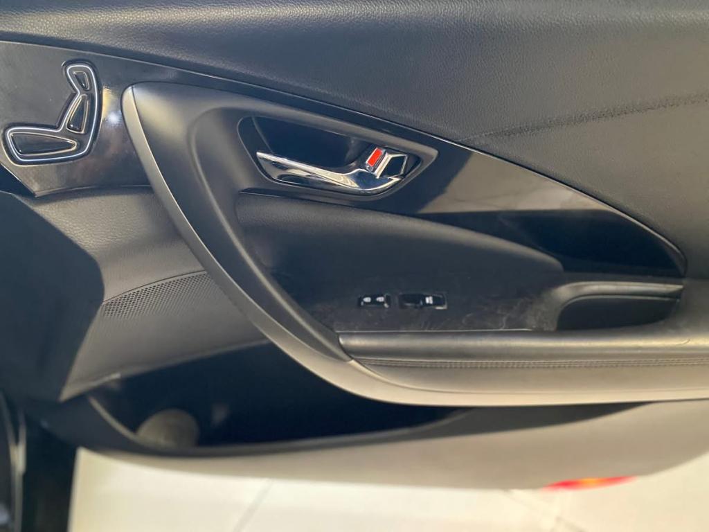 HYUNDAI Azera - Foto