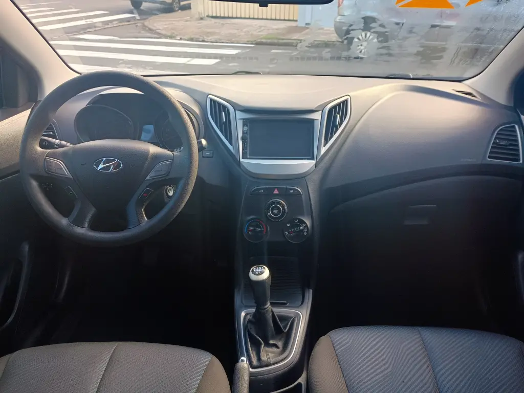 HYUNDAI HB 20 Hatch - Foto