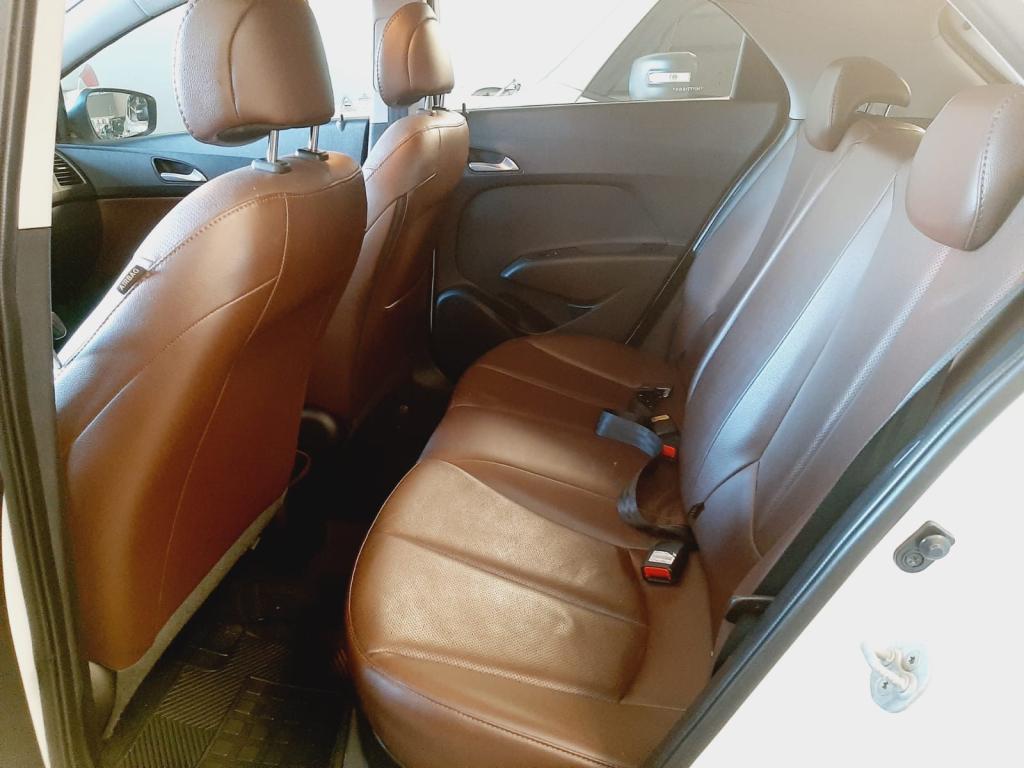 HYUNDAI HB 20 Hatch X - Foto