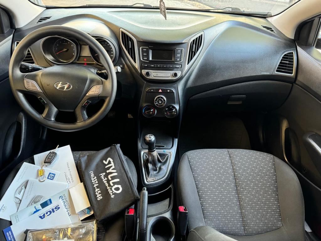 HYUNDAI HB 20 Hatch - Foto