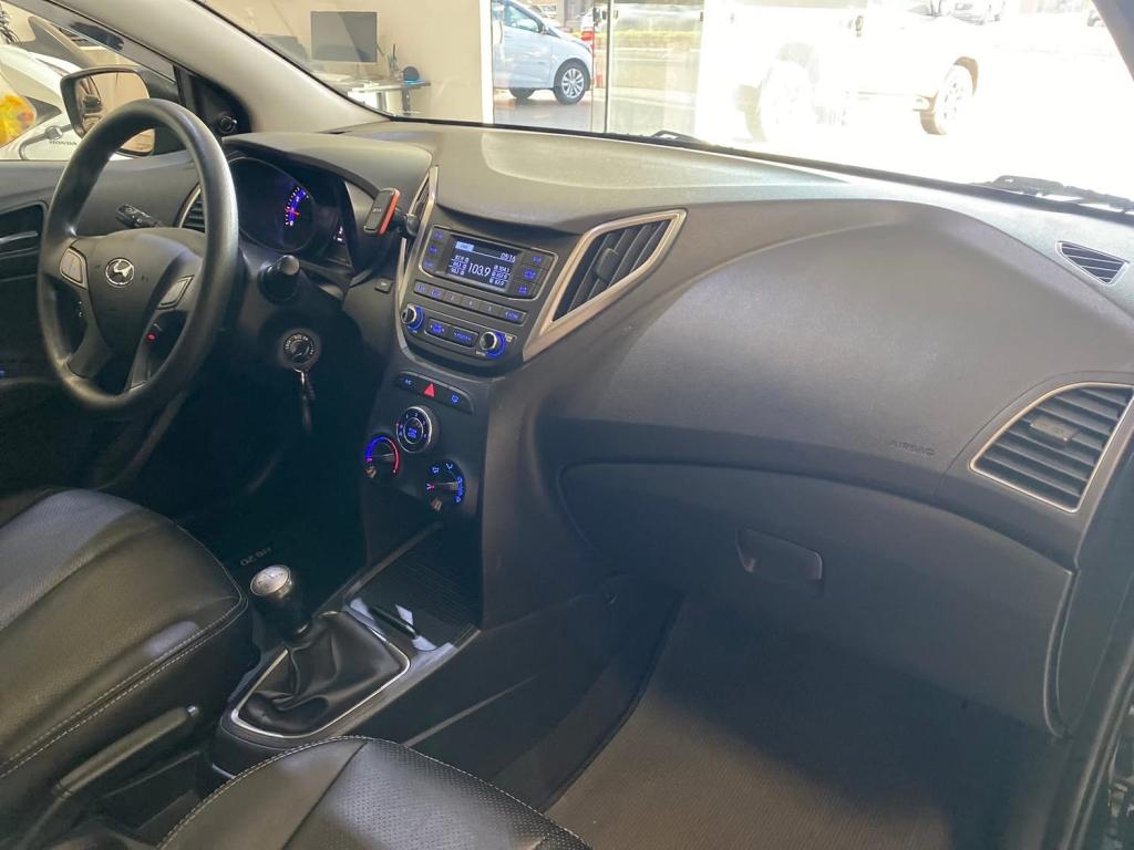 HYUNDAI HB 20 Hatch - Foto