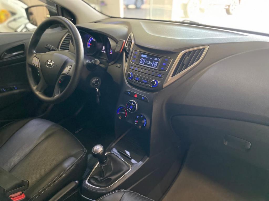 HYUNDAI HB 20 Hatch - Foto