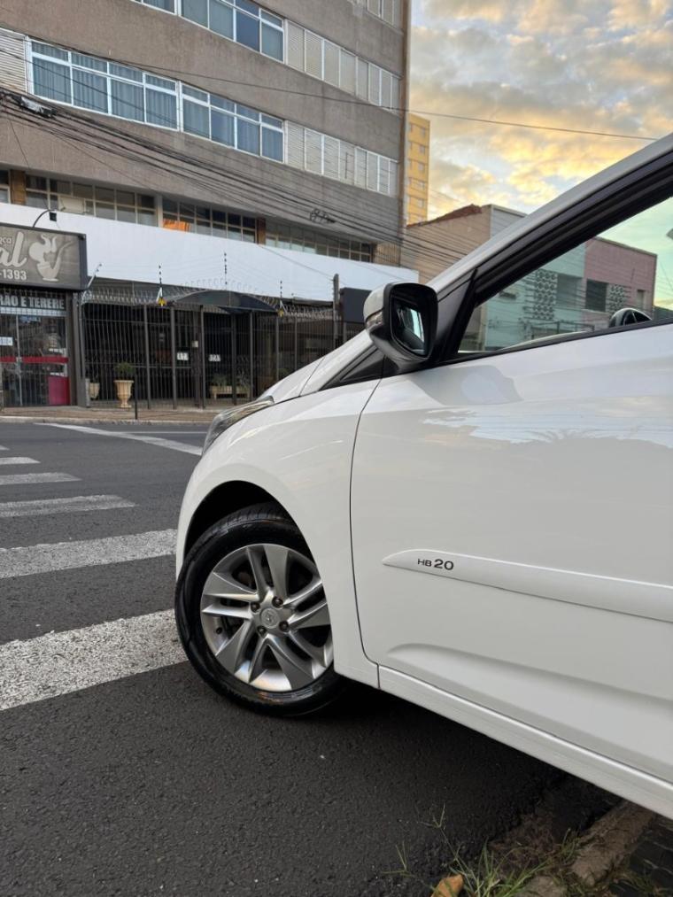 HYUNDAI HB 20 Hatch - Foto