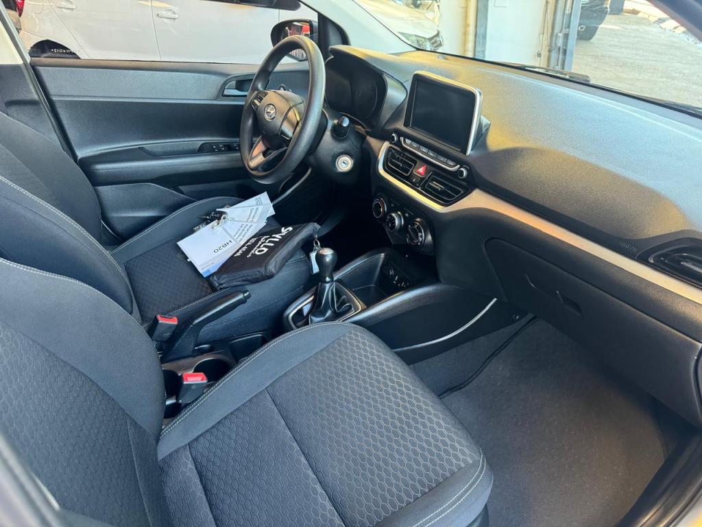 HYUNDAI HB 20 Hatch - Foto