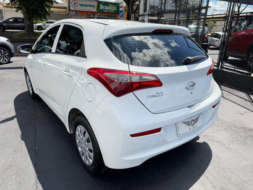 HYUNDAI HB 20 Hatch - Foto